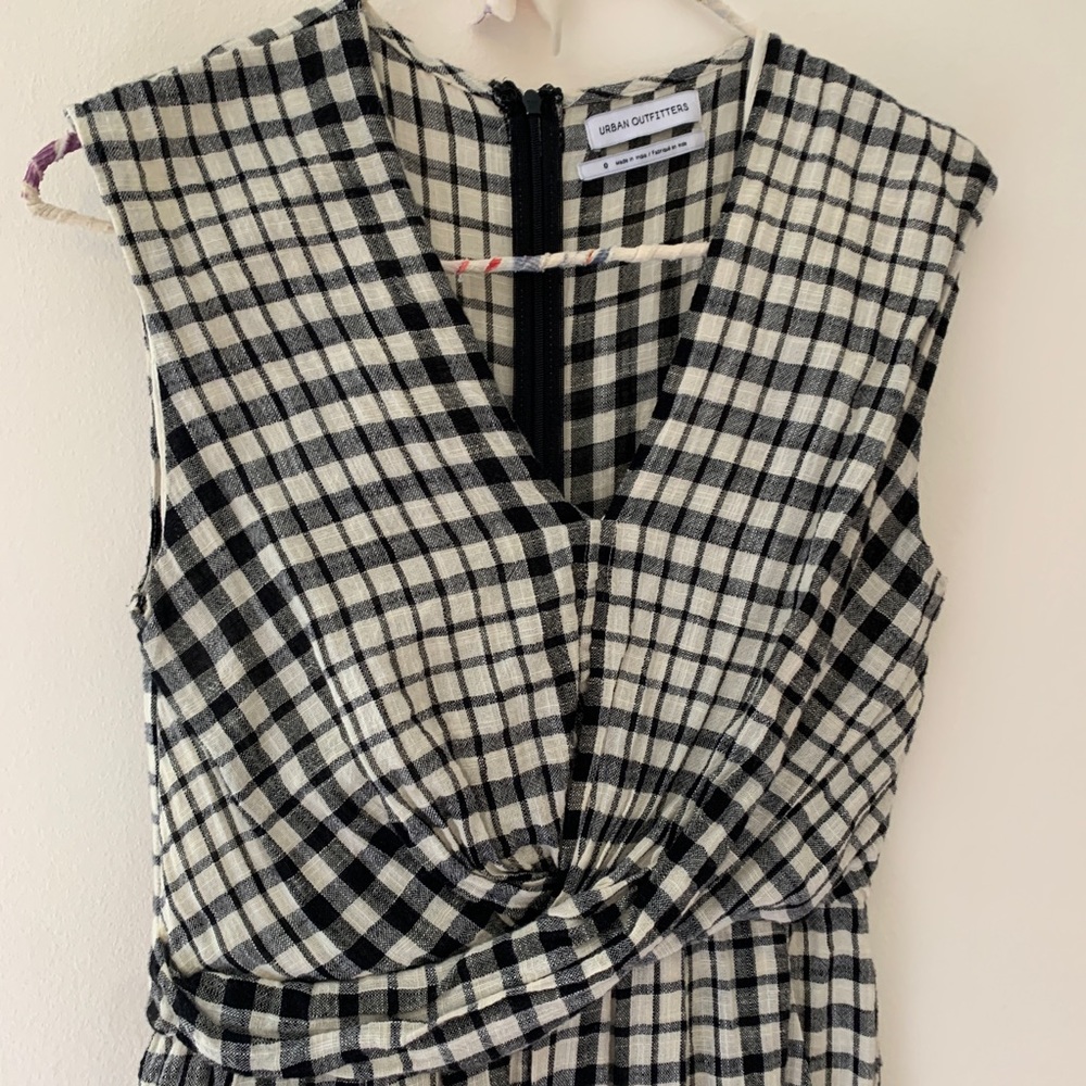 UO lined linen jumpsuit size 0